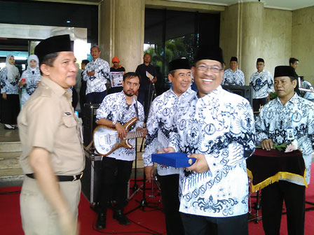 Pencarian PGRI Kota Pangkalpinang - Persatuan Guru Republik Indonesia Cabang Kota Pangkalpinang